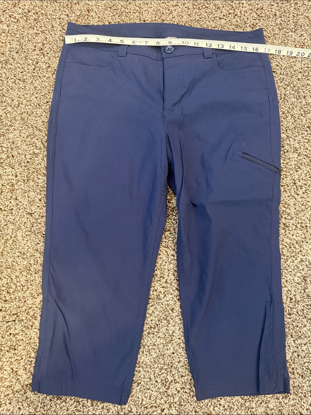 Eddie Bauer Rainier Dark Navy capris 12